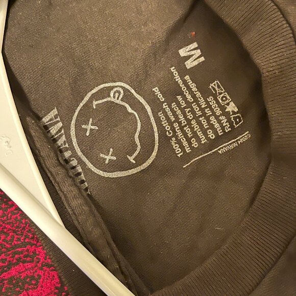 Nirvana Vintage Silver Men's T-Shirt in Charcoal Pigment Dye Size Medium - Picture 5 of 6